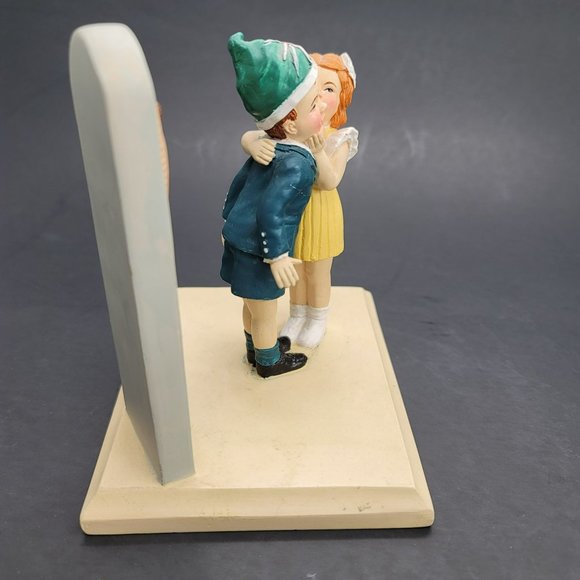 Francis Tipton Hunter Saturday Evening Post Girl Kissing Boy LE Figurine PD007 - Picture 4 of 7